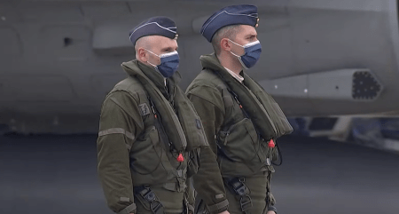 Πρωθυπουργός: Τα Ραφάλ είναι έτοιμα να απογειωθούν και θα επιχειρούν δίπλα σε νέες Γαλλικές φρεγάτες