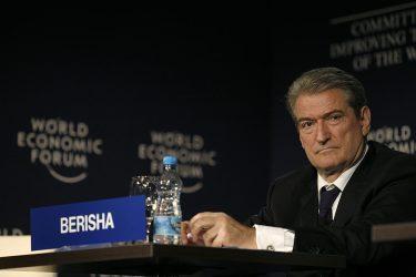 Σαλί Μπερίσα: Ο άνθρωπος Μόσχας και Πεκίνου για την δημιουργία αναταραχής στην Αλβανία;