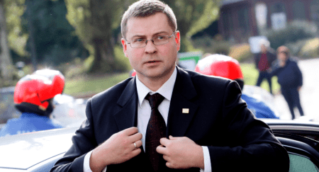 Βάλντις Ντομπρόβσκις: Ο Nord Stream 2 «έχει παγώσει»