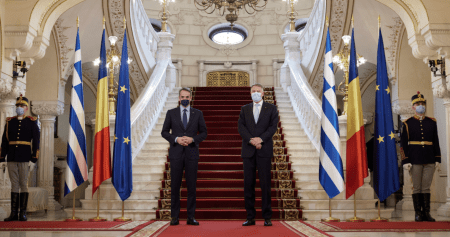Πρωθυπουργός από την Ρουμανία: Καμία αλλαγή συνόρων με τη βία δεν μπορεί να γίνει ανεκτή