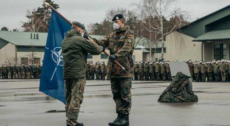 Ο Σολτς συναντάται με «Ανατολικό άκρο του ΝΑΤΟ»