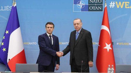 Συνάντηση Μακρόν – Ερντογάν στην Πράγα