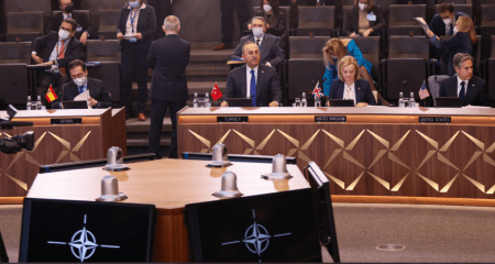 Έθεμ Σαντζάκ «ειδικός εκπρόσωπος» του προέδρου Ερντογάν στα ρωσικά ΜΜΕ: Η ένταξη στο ΝΑΤΟ είναι ντροπή για την Τουρκία