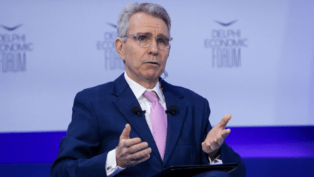 Τζέφρι Πάιατ: Πρωταγωνιστικός ο ρόλος της Ελλάδας στην ανάπτυξη καθαρής ενέργειας