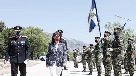 Στην έδρα της ΧΧV Τεθωρακισμένης Ταξιαρχίαςστο Πετροχώρι Ξάνθης η Πρόεδρος της Δημοκρατίας