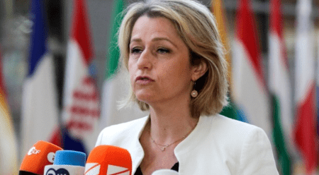 Γαλλίδα Υπουργός Περιβάλλοντος: Θα συνεχίσουμε να πληρώνουμε σε ευρώ ή σε δολάρια, όπως προβλέπουν τα συμβόλαια