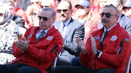 Δεν μιλάμε με τους «φίλους» των ανταγωνιστών μας