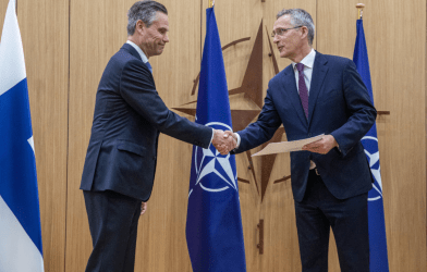 Η Βόρεια Μακεδονία υποστηρίζει ανεπιφύλακτα το αίτημα της Σουηδίας και της Φινλανδίας για ένταξη στο ΝΑΤΟ