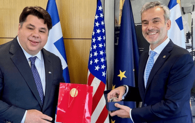 Οι αυτοδιοικητικοί «ξεθάρεψαν» με τον νέο Αμερικανό Πρέσβη