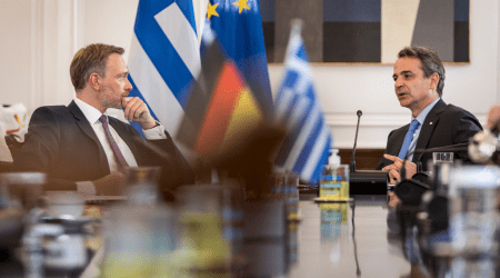 Γερμανός υπουργός Οικονομικών: Θα αντιδράσουμε σκληρά αν απειληθεί μέλος μας