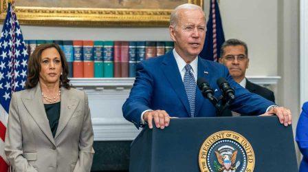 Μπάιντεν: Χάρη στην CIA μπορέσαμε να προειδοποιήσουμε τον κόσμο για τα σχέδια του Πούτιν στην Ουκρανία