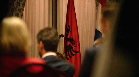 Τα Τίρανα διακόπτουν τις διπλωματικές σχέσεις με την Τεχεράνη