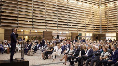 Πρωθυπουργός: Τέτοιες ώρες, πριν από εκατό χρόνια η Σμύρνη είχε παραδοθεί, πια, στις φλόγες και οι Χριστιανοί κάτοικοί της σφαγιάζονταν