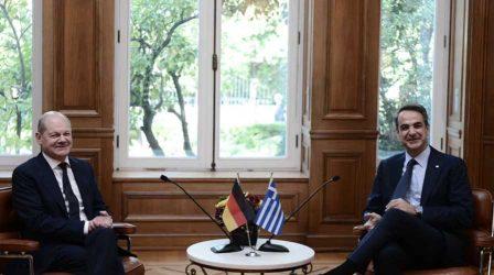 Σολτς: Δεν υπάρχει περίπτωση κράτη-μέλη της συμμαχίας να αμφισβητούν εθνικές κυριαρχίες άλλων μελών