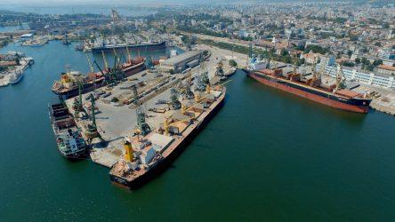 Η Σόφια παρουσιάζει σχέδια επέκτασης των λιμανιών του Ρούσε και της Βάρνας ώστε να αυξήσει τη βοήθεια στην Ουκρανία