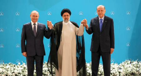 Η Ρωσία λέει πως οργανώνει σύνοδο με τους ΥΠΕΞ της Τουρκίας, του Ιράν και της Συρίας