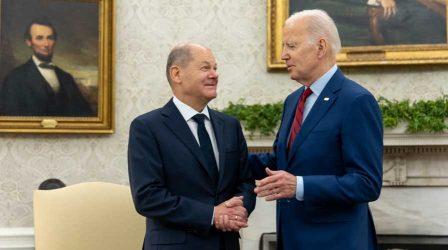Η Ουκρανία στο επίκεντρο της συνάντησης Μπάιντεν-Σολτς στον Λευκό Οίκο