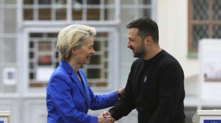 Η φον ντερ Λάιεν έφτασε στην Ουκρανία για να εκφράσει τη στήριξη της ΕΕ προς τη χώρα