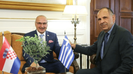 Συνάντηση Γεραπετρίτη με τον Κροάτη ομόλογό του: Σε μια διαρκή επικοινωνία για τα θέματα που απασχολούν τις δύο χώρες