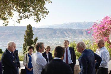Συνάντηση του Πρωθυπουργού με Αμερικανούς Γερουσιαστές-Παρών ο Υπουργός Άμυνας