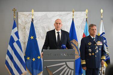Ο Νίκος Δένδιας θα ενημερώσει τους εκπροσώπους κοινοβουλευτικών κομμάτων για τη νέα δομή των ΕΔ