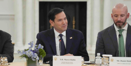 Ο Μάρκο Ρούμπιο χαρακτηρίζει ανεπιθύμητο πρόσωπο τον πρεσβευτή της Νότιας Αφρικής