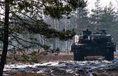 Η Γαλλία προτείνει τη δημιουργία αποθεμάτων όπλων στην Ευρώπη ως εγγύηση για την ασφάλεια της Ουκρανίας